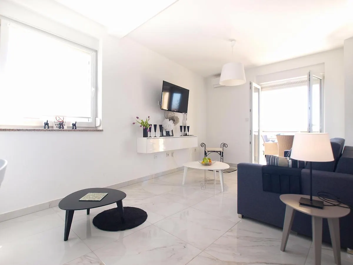 Apartment Durdica 1587 파자나